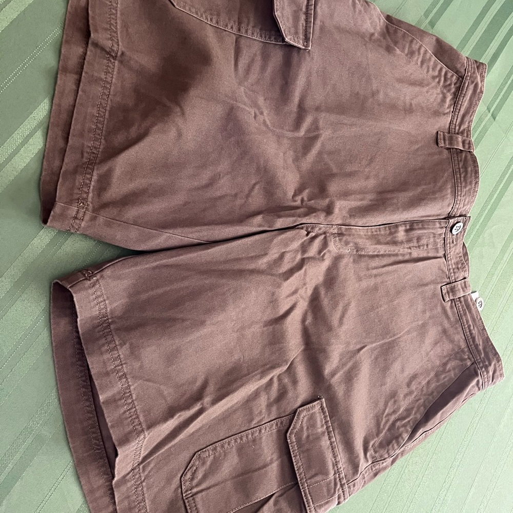 Mens Columbia cargo shorts size 38